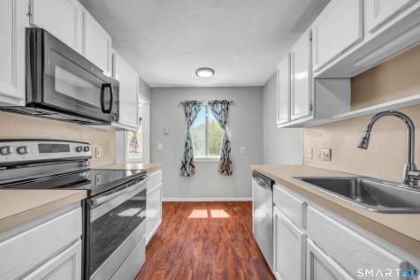 586 Heritage Village Southbury CT 06488