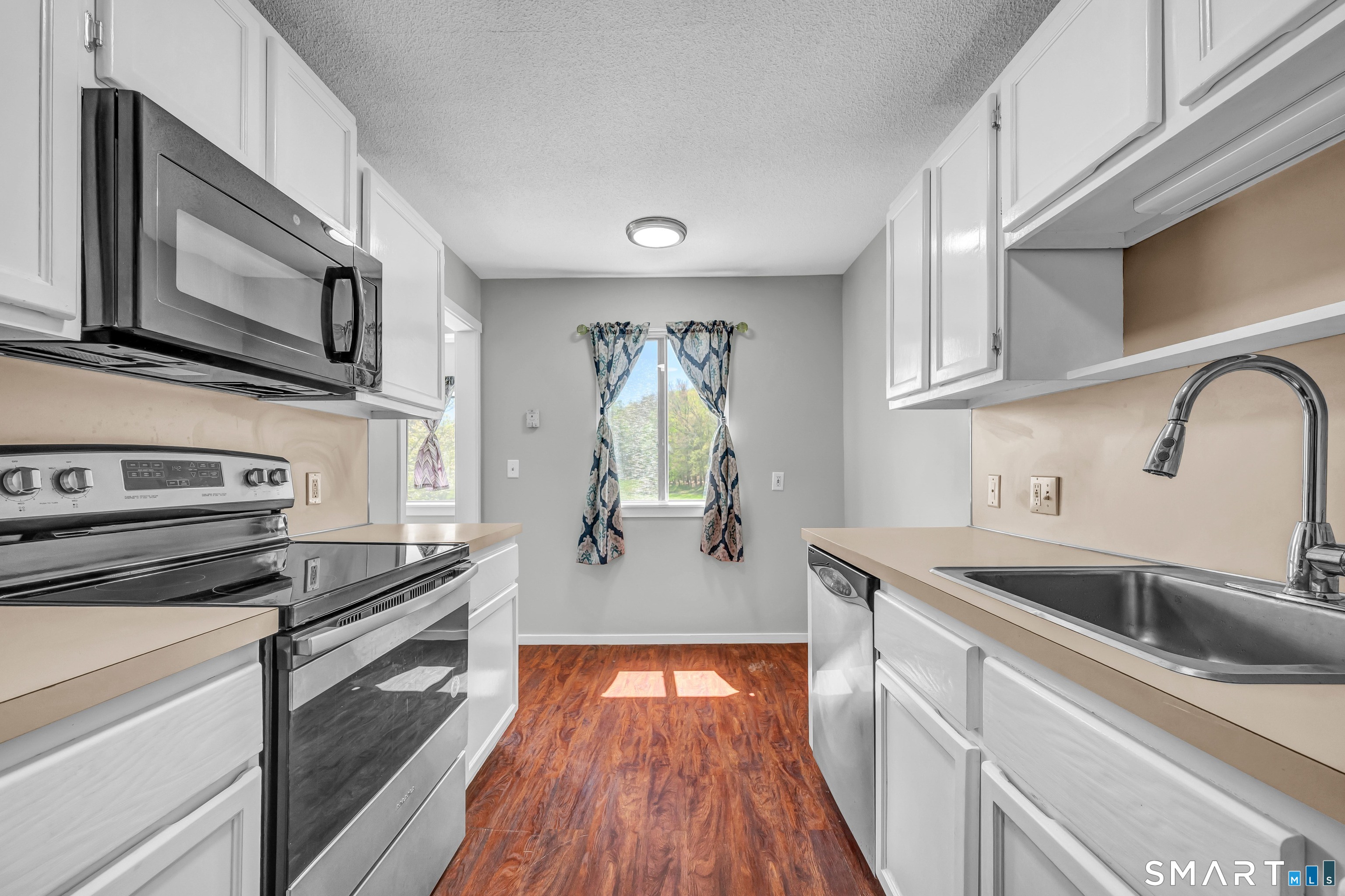 586 Heritage Village Southbury CT 06488
