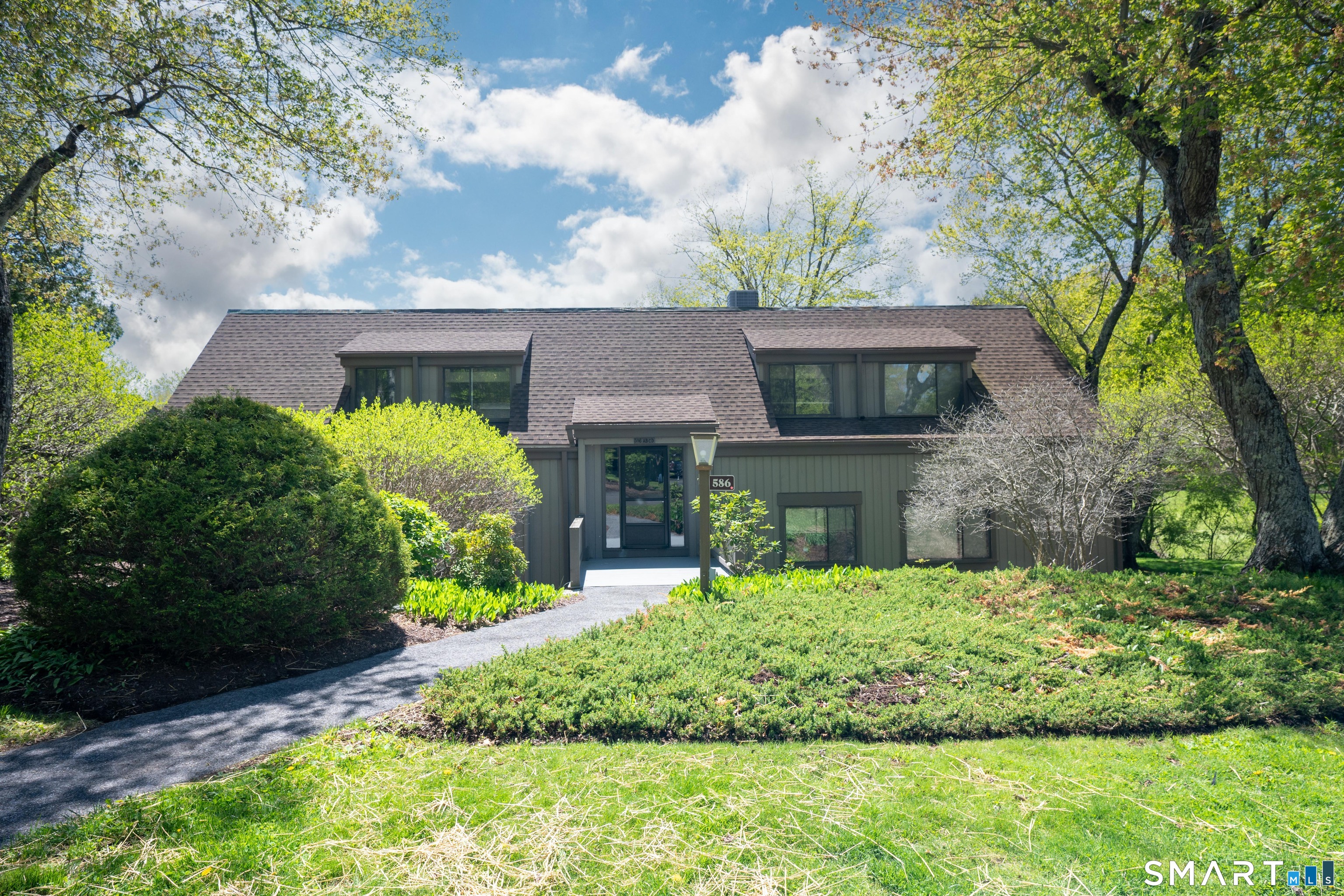 586 Heritage Village Southbury CT 06488