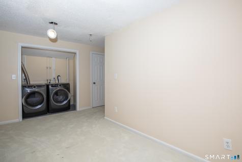 77 Newbury Lane Wallingford CT 06492