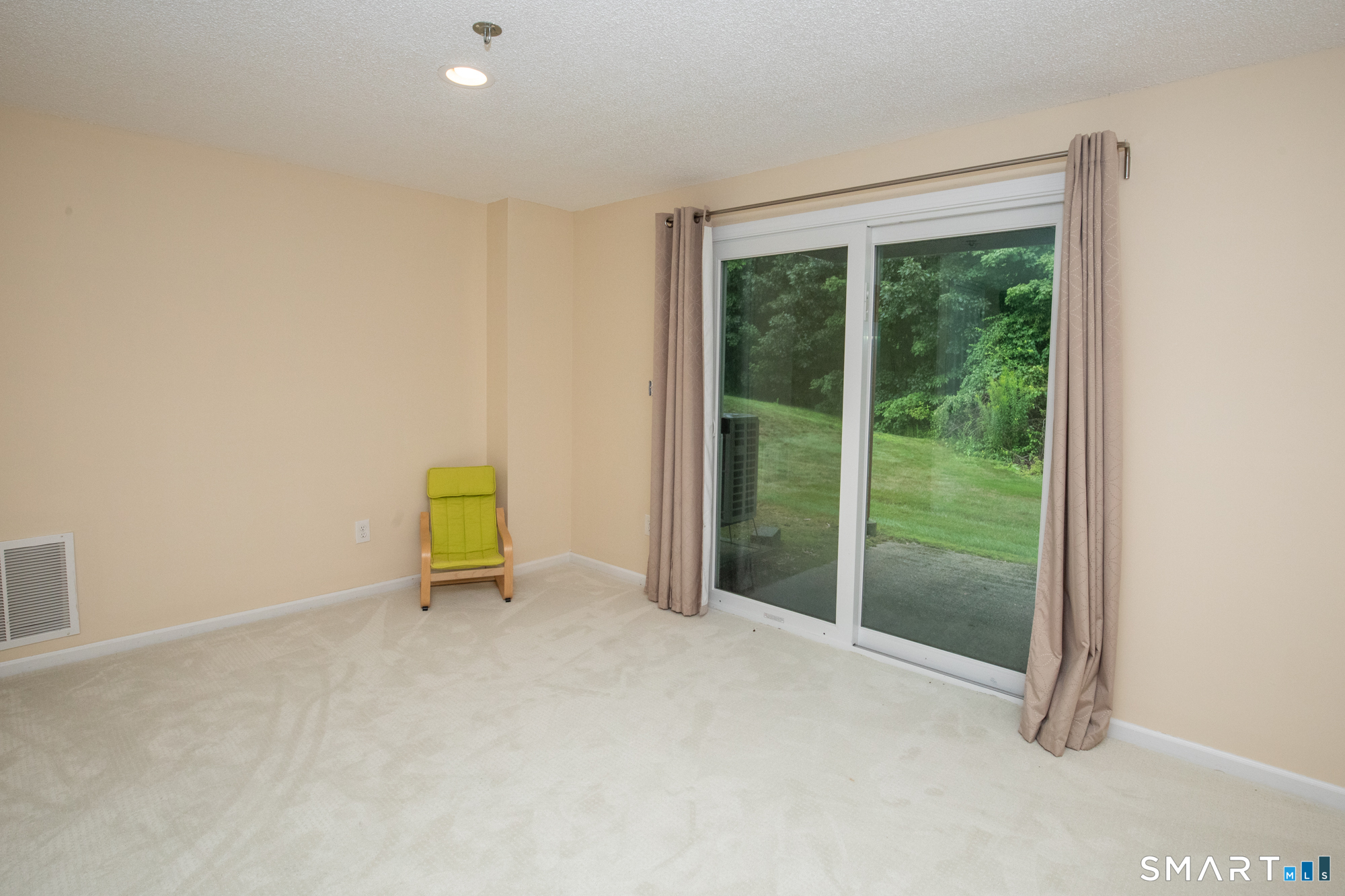 77 Newbury Lane Wallingford CT 06492