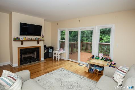 77 Newbury Lane Wallingford CT 06492