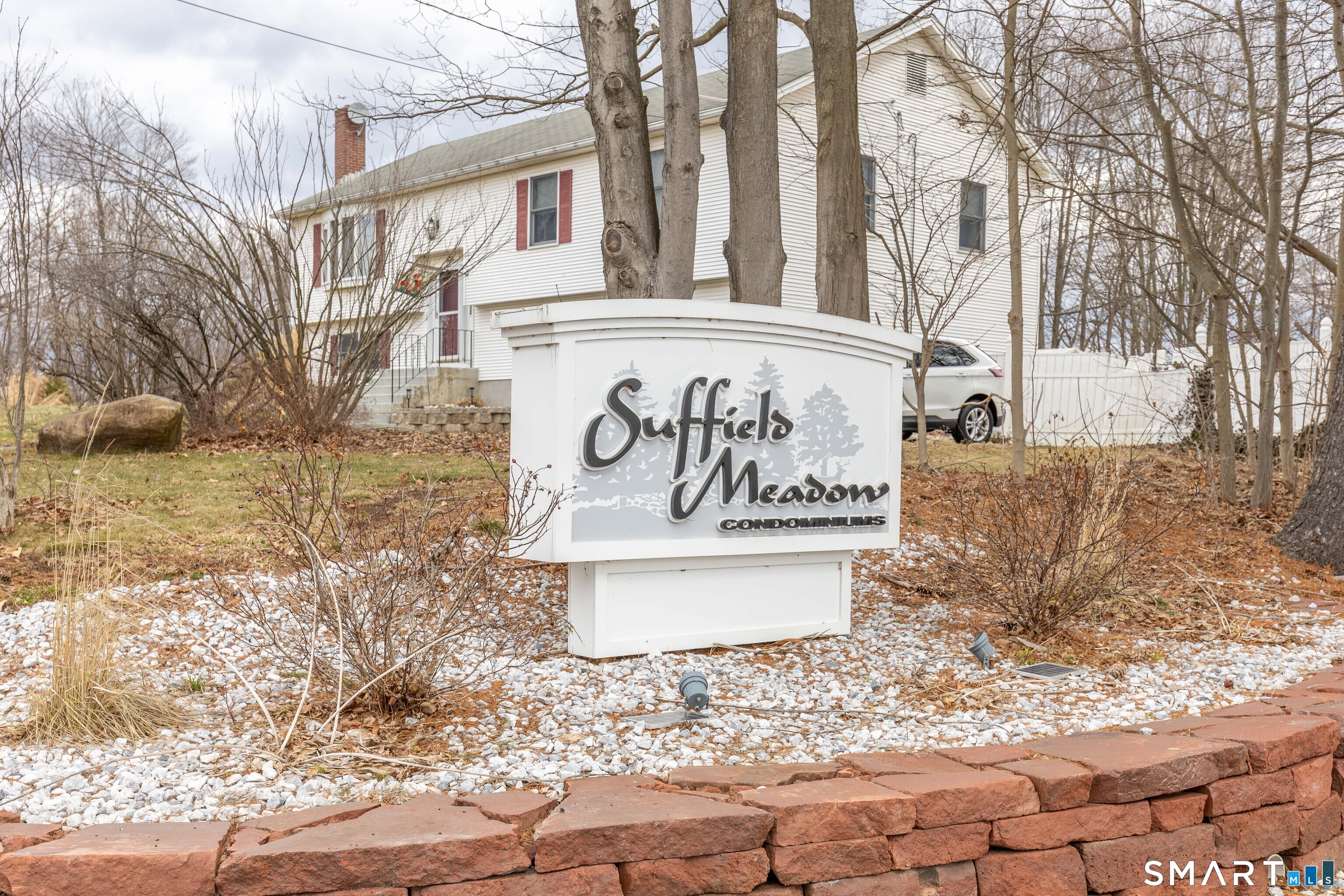 3 Pebblestone Circle Suffield CT 06078