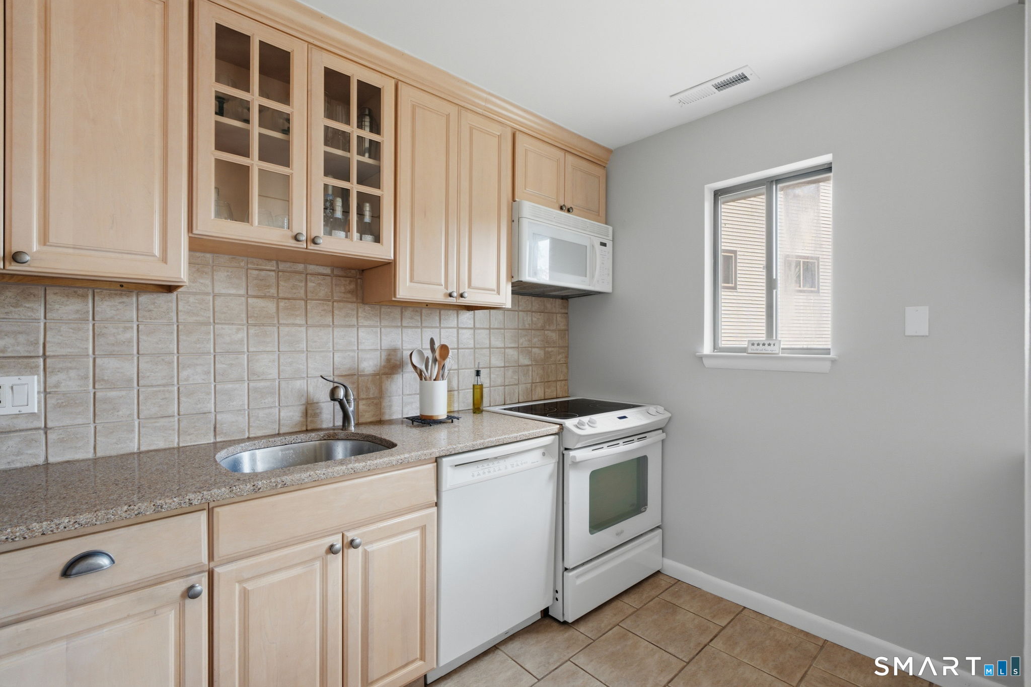 2437 Bedford Street Stamford CT 06905