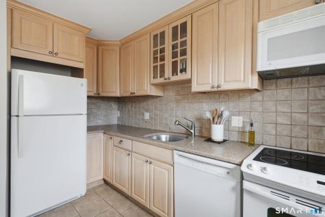 2437 Bedford Street Stamford CT 06905