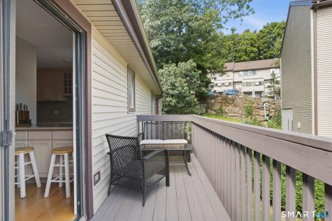 2437 Bedford Street Stamford CT 06905