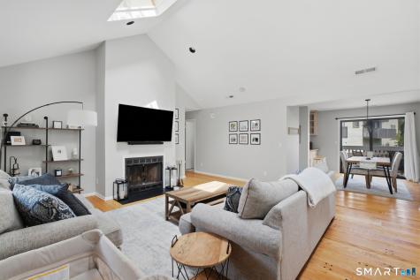 2437 Bedford Street Stamford CT 06905