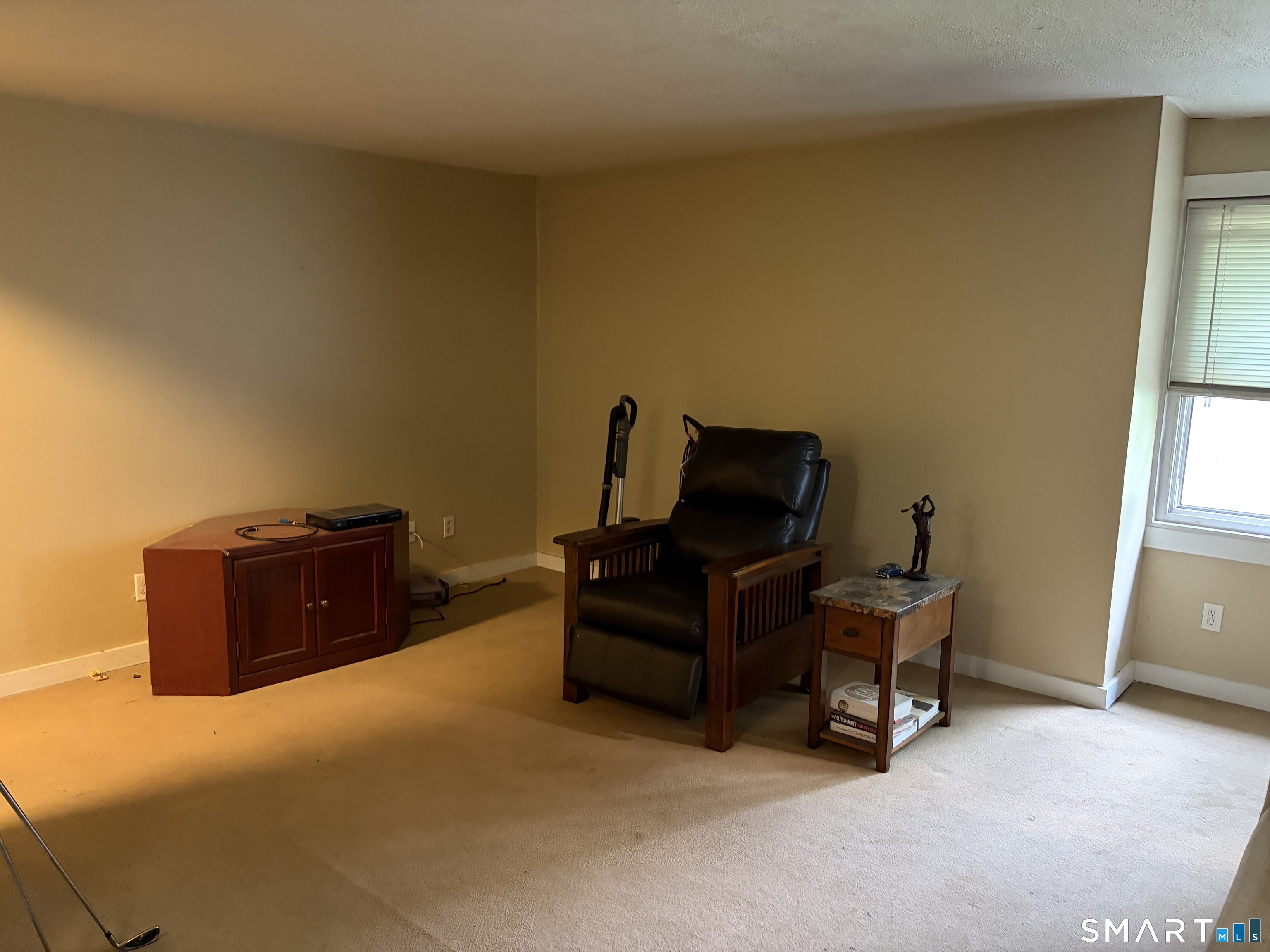 154 Park Street Manchester CT 06040