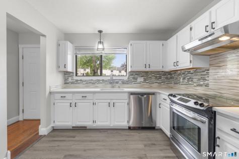 160 Sterling Village Meriden CT 06450