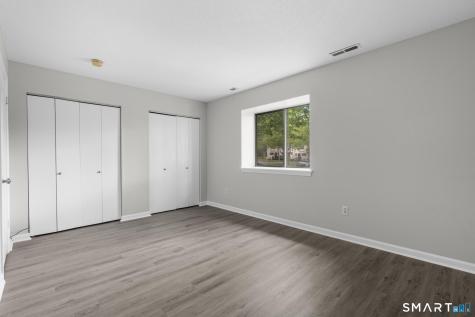 160 Sterling Village Meriden CT 06450