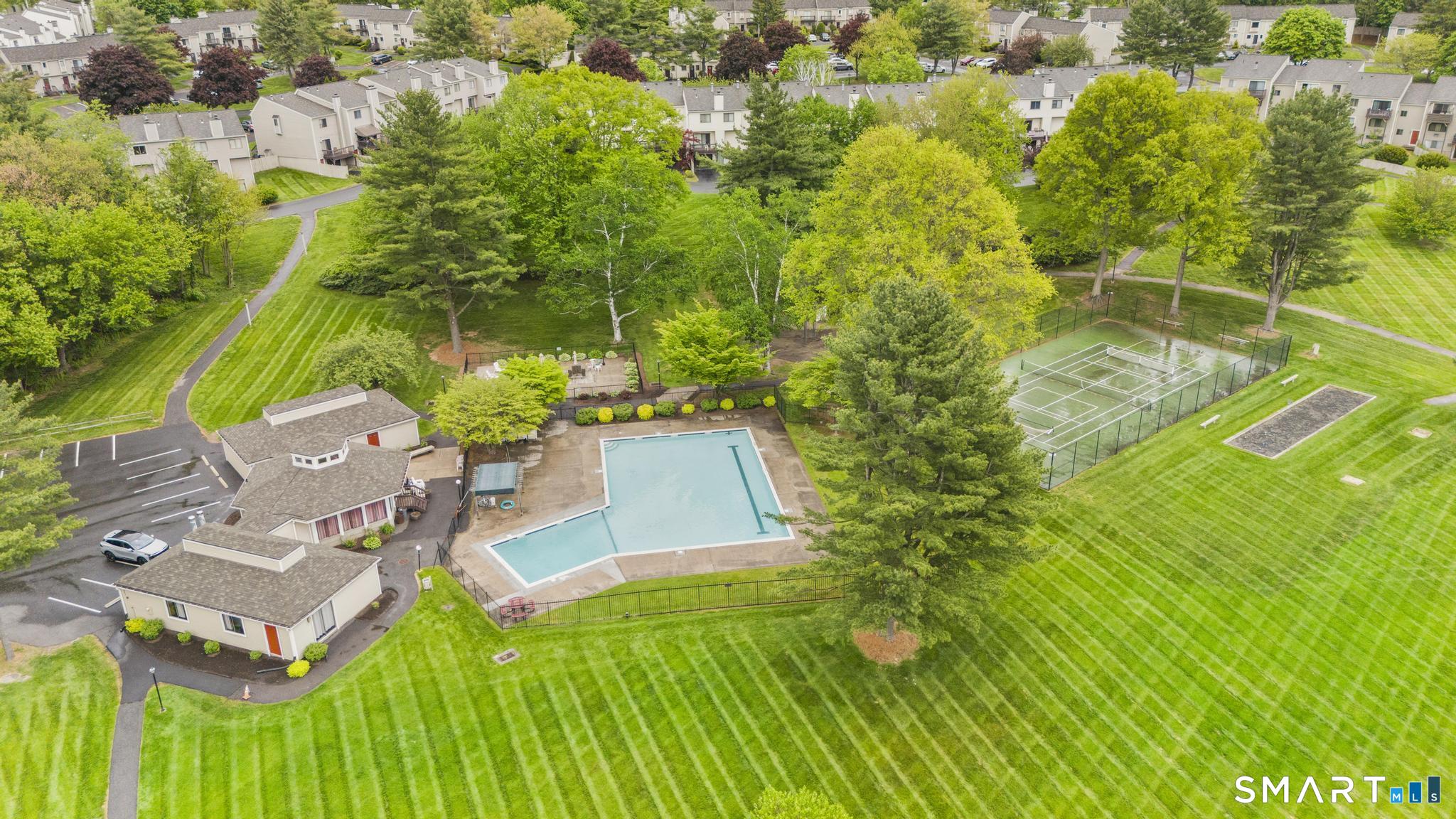160 Sterling Village Meriden CT 06450