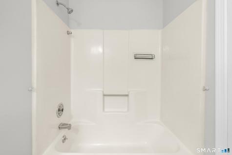 160 Sterling Village Meriden CT 06450