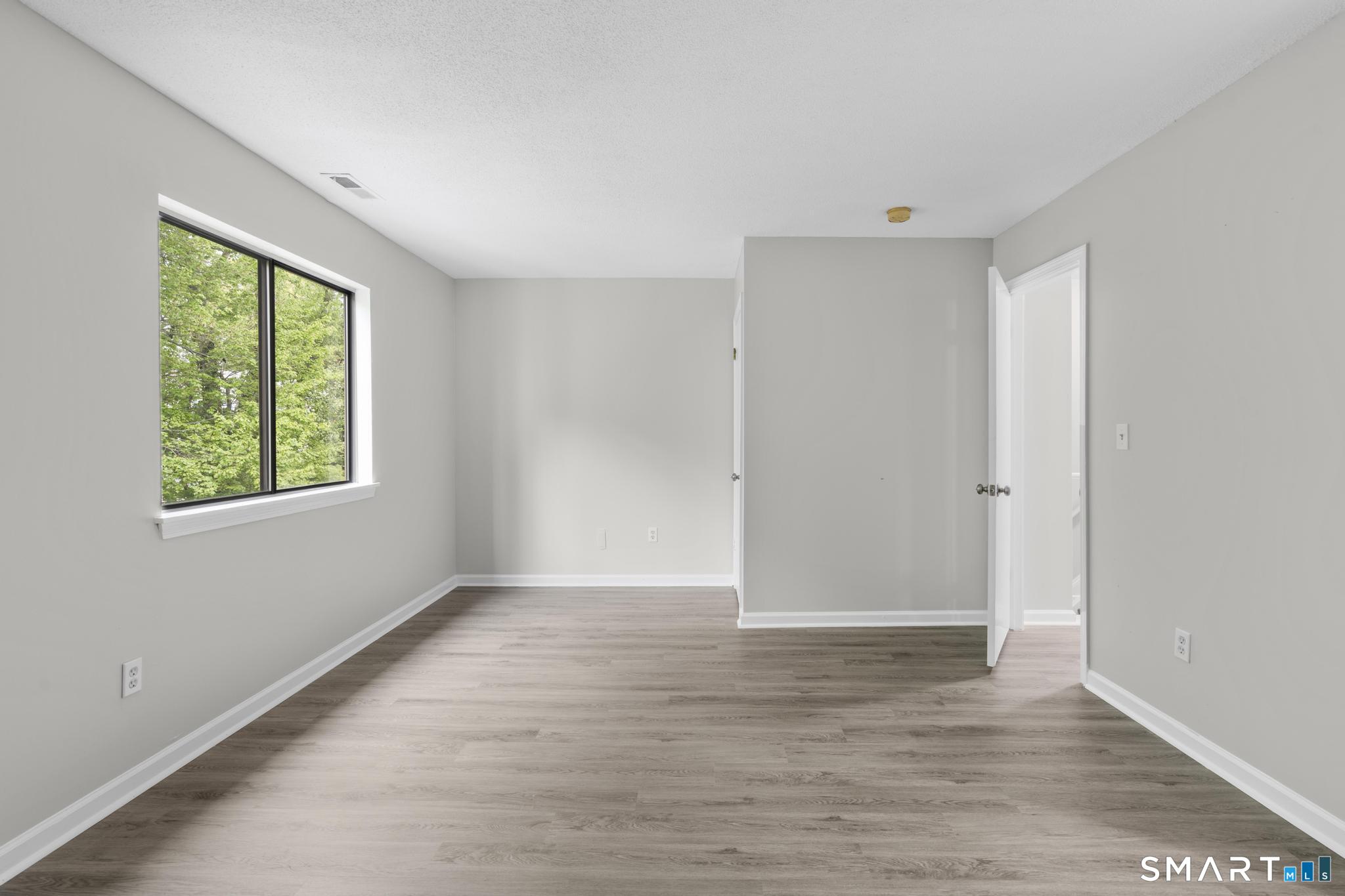 160 Sterling Village Meriden CT 06450
