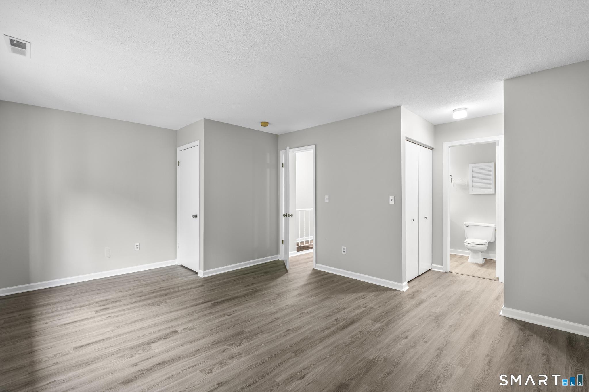 160 Sterling Village Meriden CT 06450