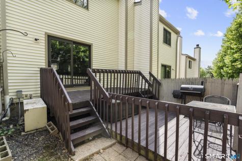 160 Sterling Village Meriden CT 06450