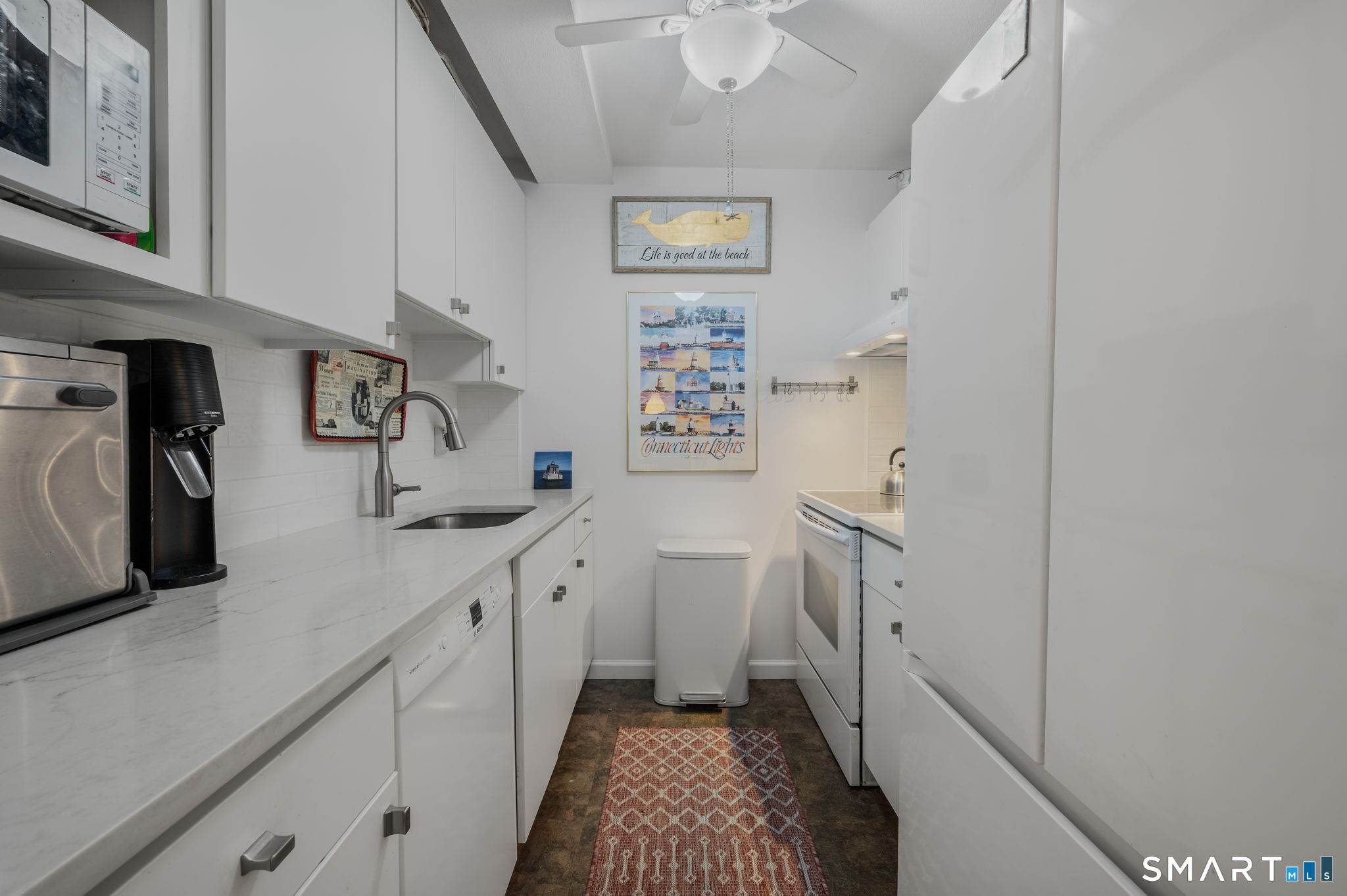 292 Pequot Avenue New London CT 06320