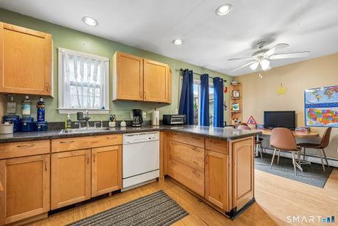 30 Round Tree Drive Naugatuck CT 06770