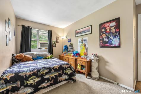 30 Round Tree Drive Naugatuck CT 06770