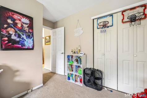 30 Round Tree Drive Naugatuck CT 06770