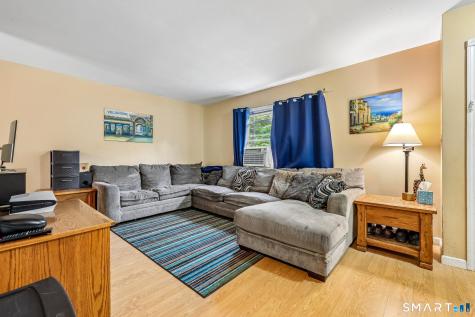 30 Round Tree Drive Naugatuck CT 06770