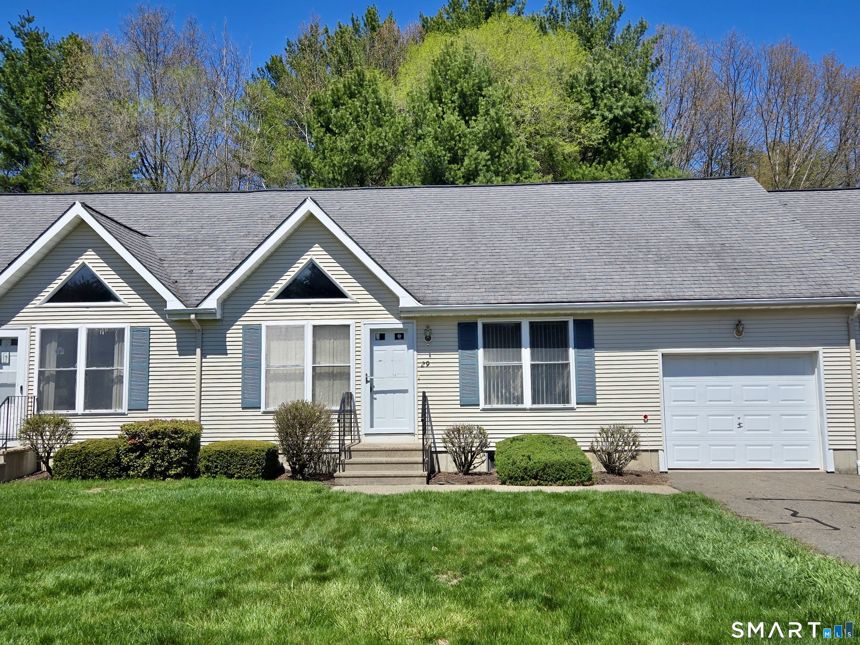 304 Brainard Road Enfield CT 06082