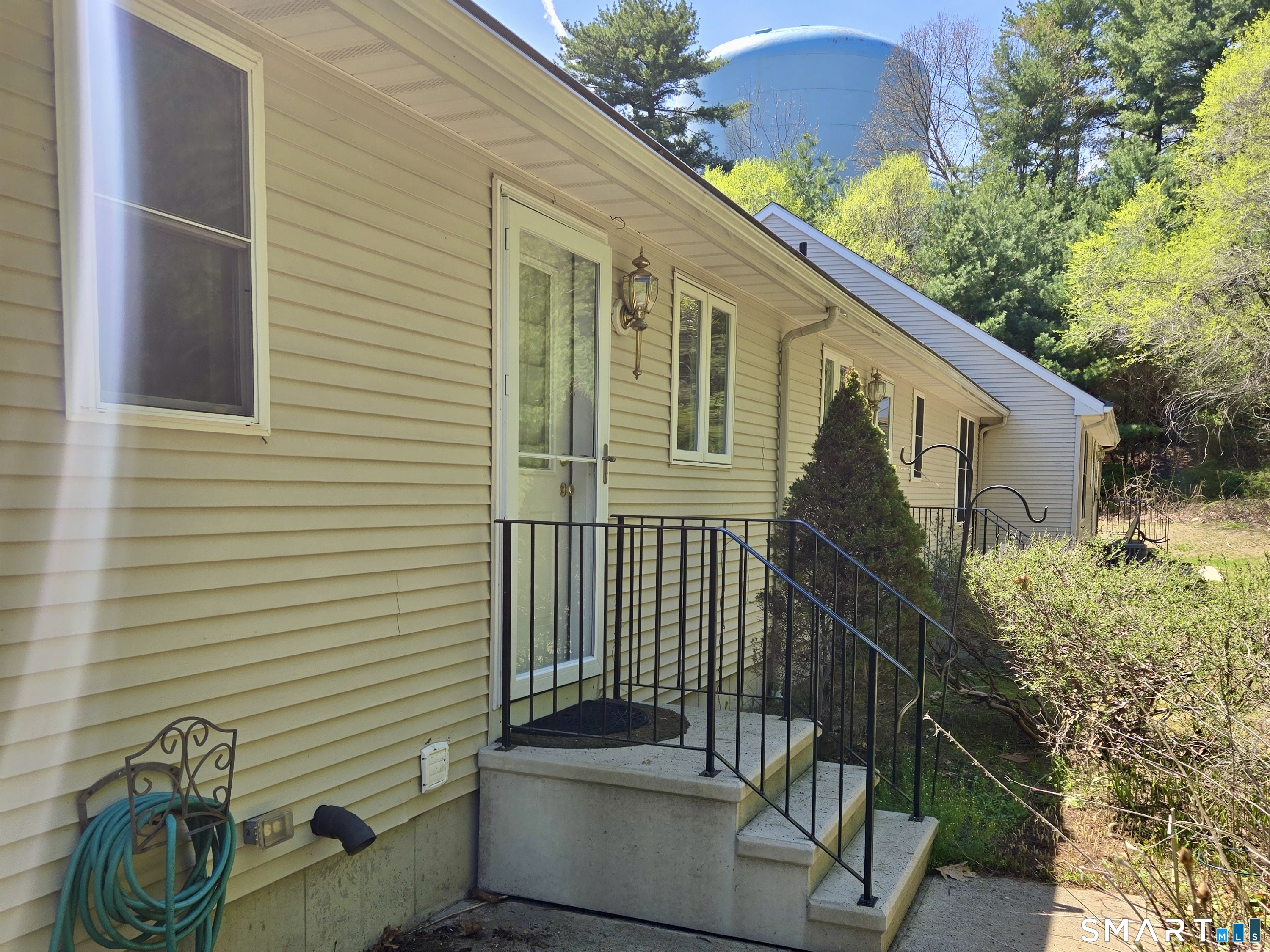 304 Brainard Road Enfield CT 06082