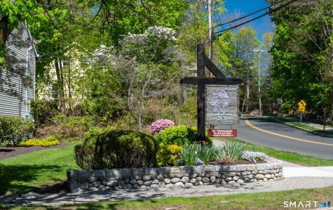 8 Rose Lane Danbury CT 06811