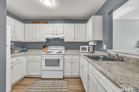 8 Rose Lane Danbury CT 06811