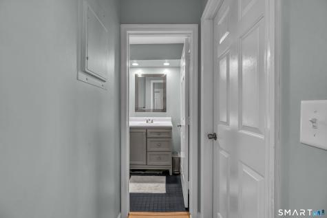8 Rose Lane Danbury CT 06811