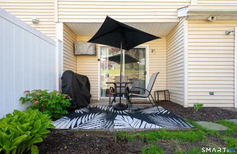 8 Rose Lane Danbury CT 06811