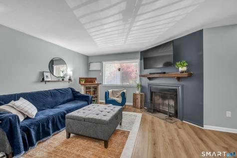 8 Rose Lane Danbury CT 06811