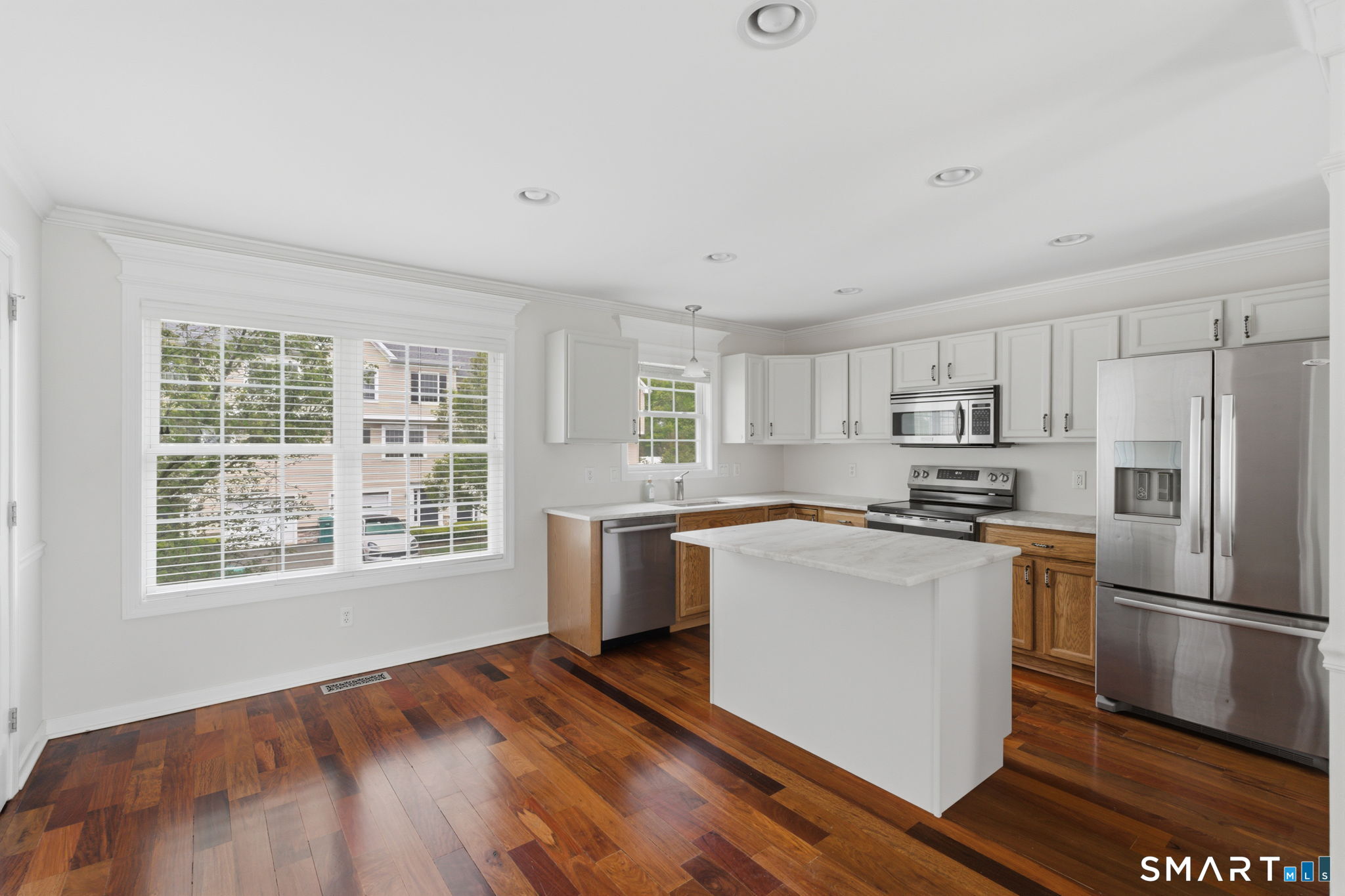 46 Donahue Lane Manchester CT 06042