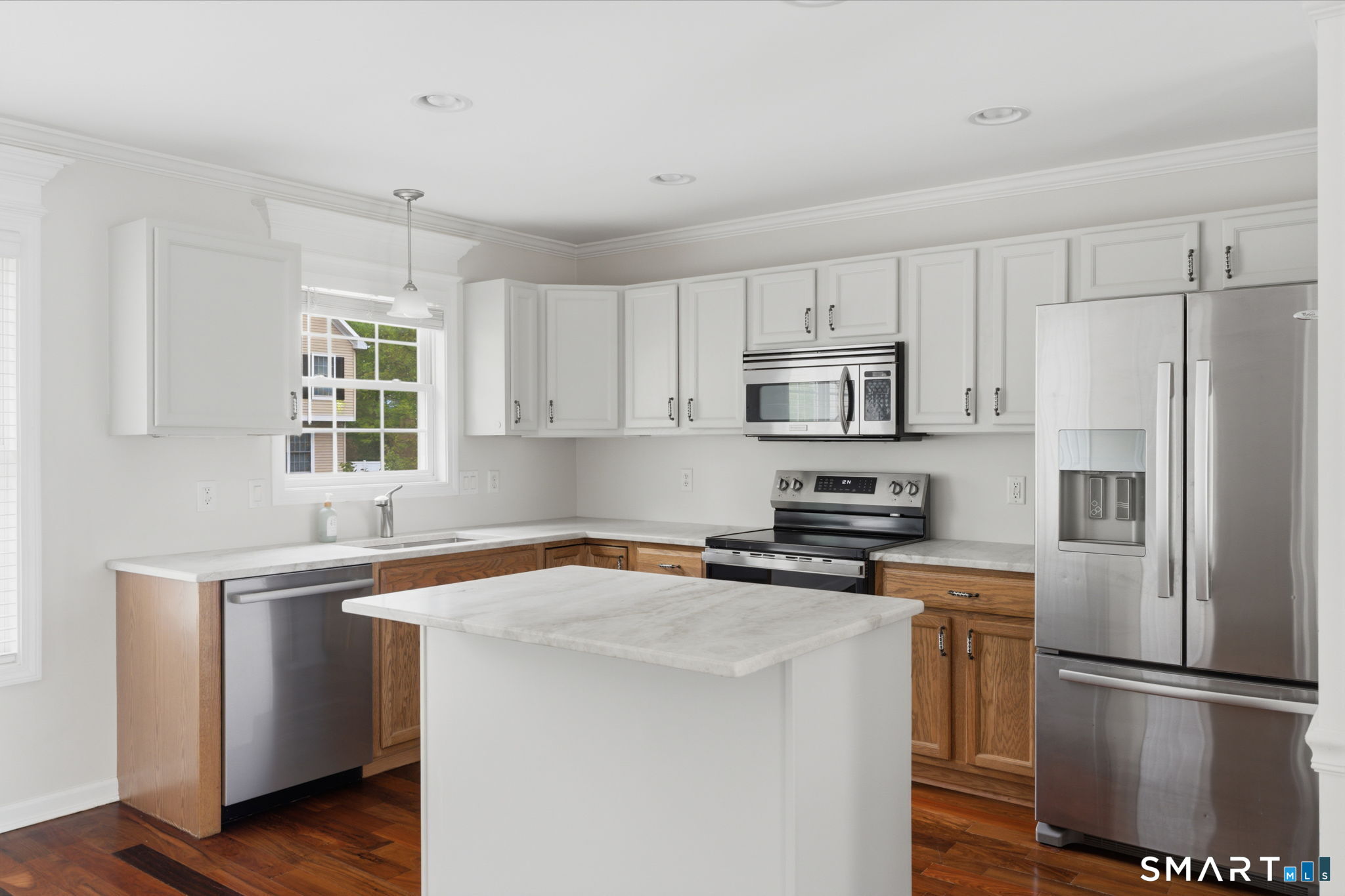 46 Donahue Lane Manchester CT 06042
