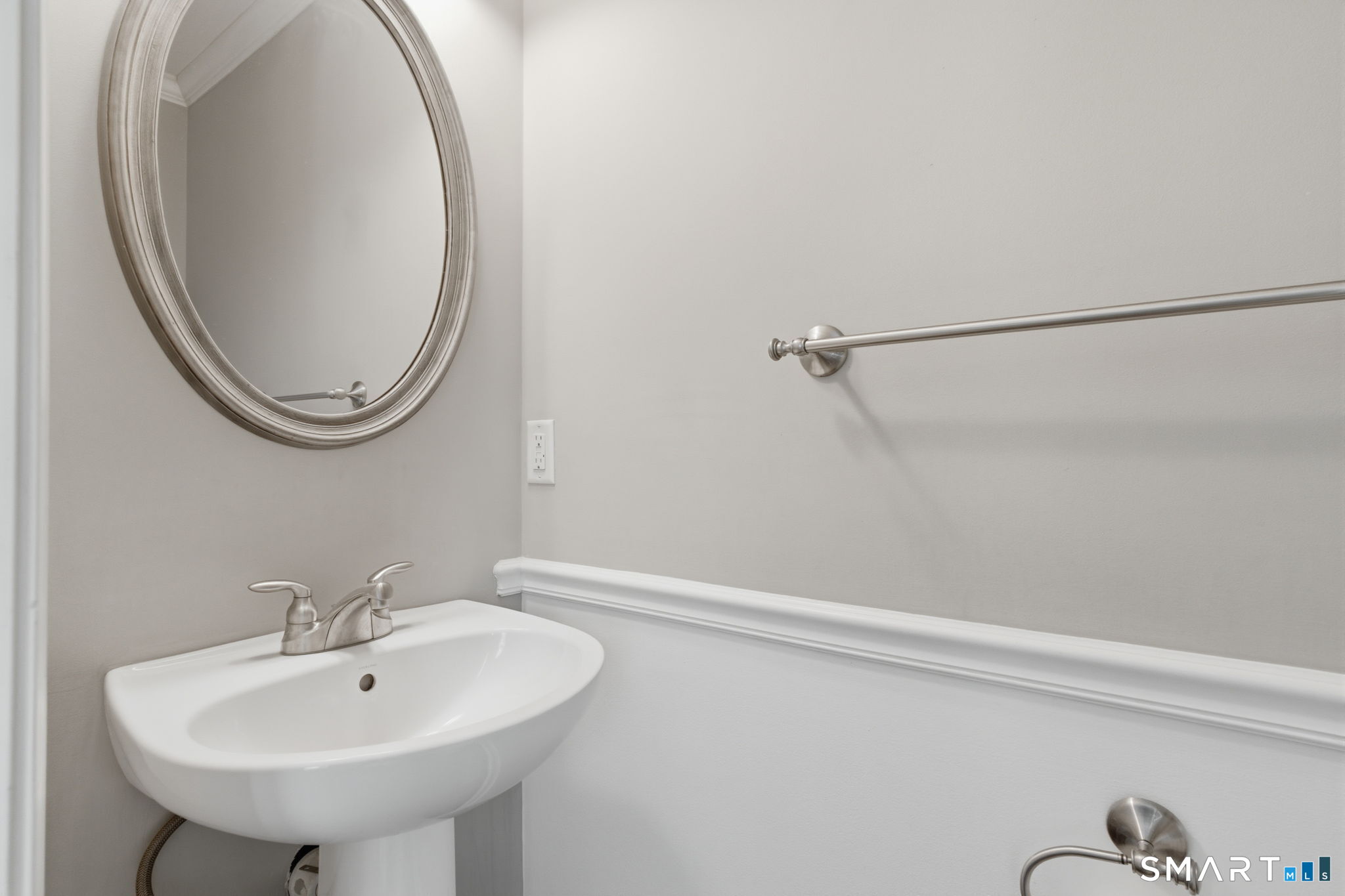 46 Donahue Lane Manchester CT 06042