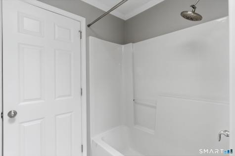 46 Donahue Lane Manchester CT 06042