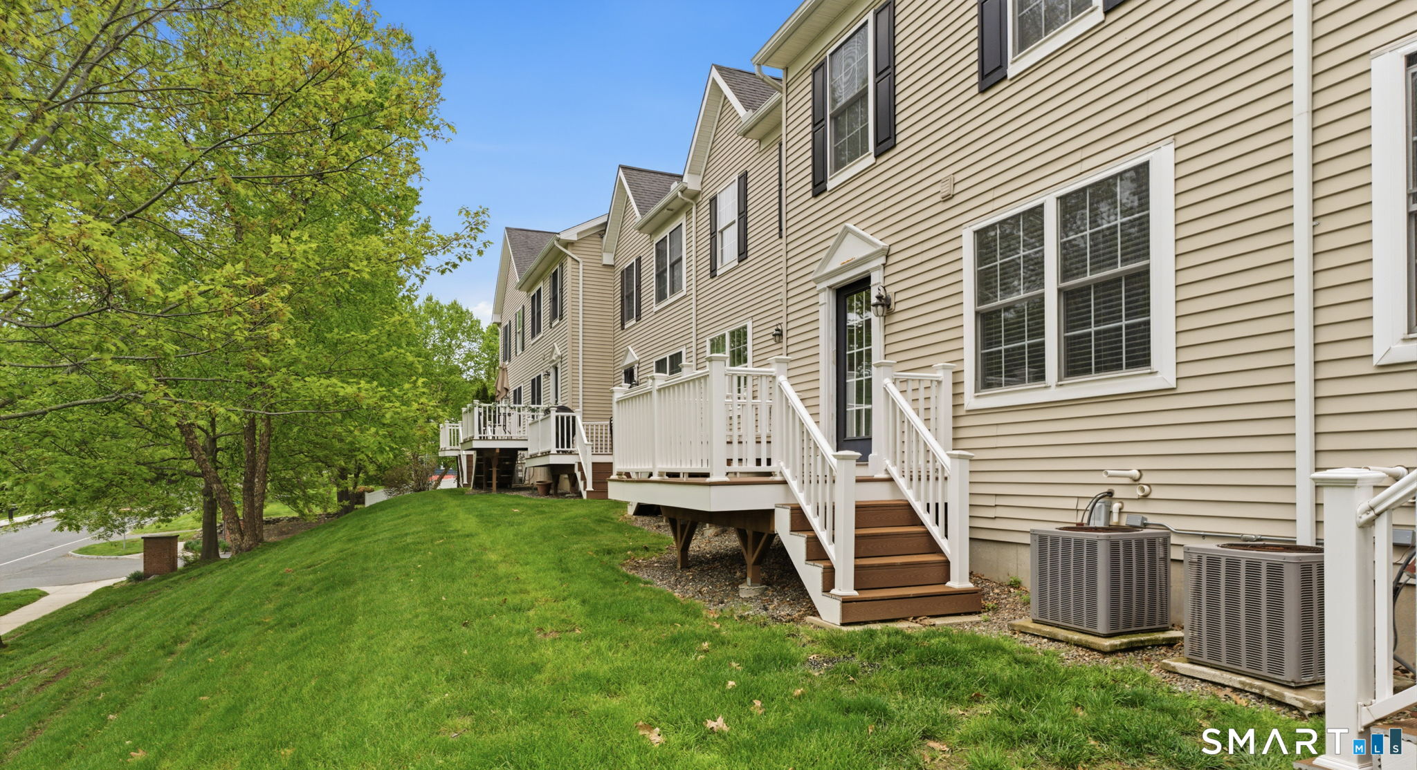 46 Donahue Lane Manchester CT 06042