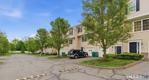 46 Donahue Lane Manchester CT 06042