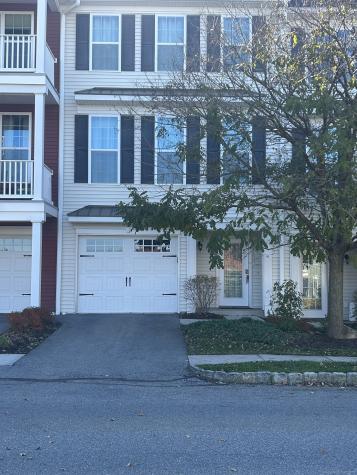 94 Warrington Round Danbury CT 06810