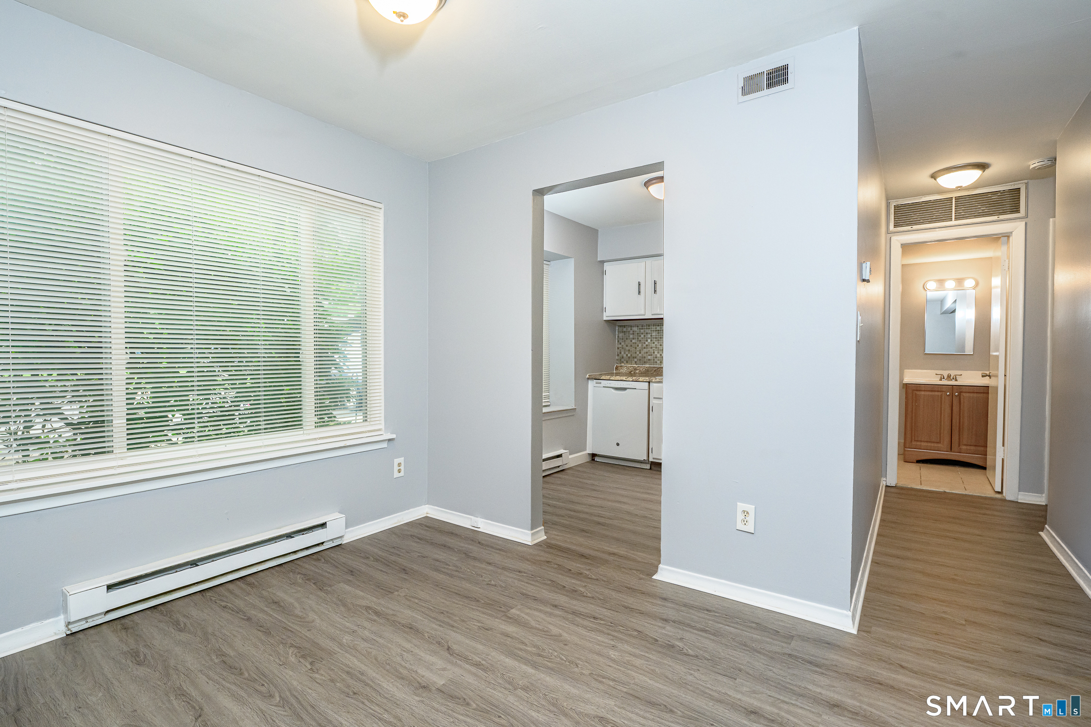 113 Candlewood Drive South Windsor CT 06074