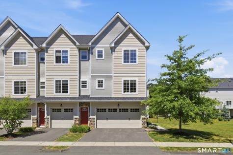 42 Lexie Lane South Windsor CT 06074