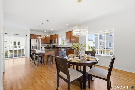 42 Lexie Lane South Windsor CT 06074