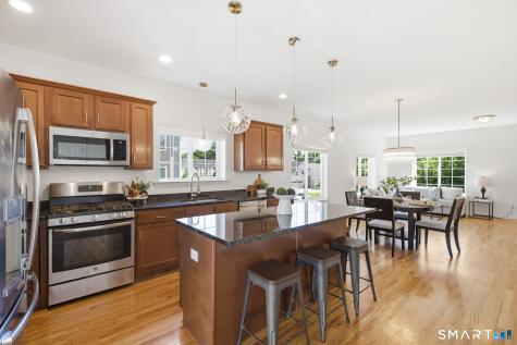 42 Lexie Lane South Windsor CT 06074