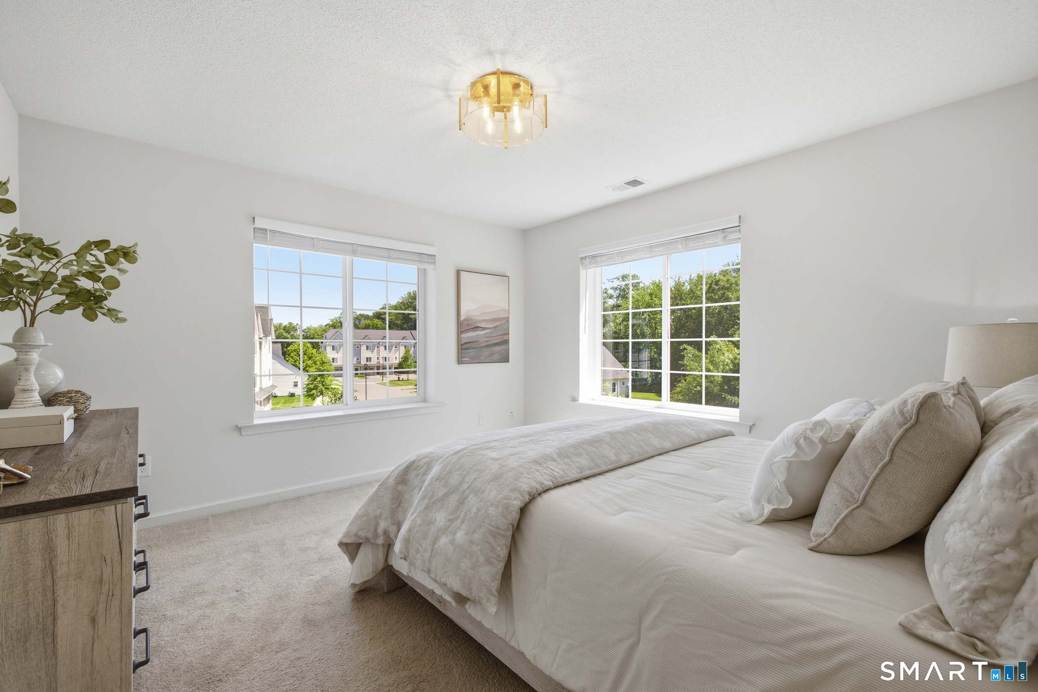 42 Lexie Lane South Windsor CT 06074