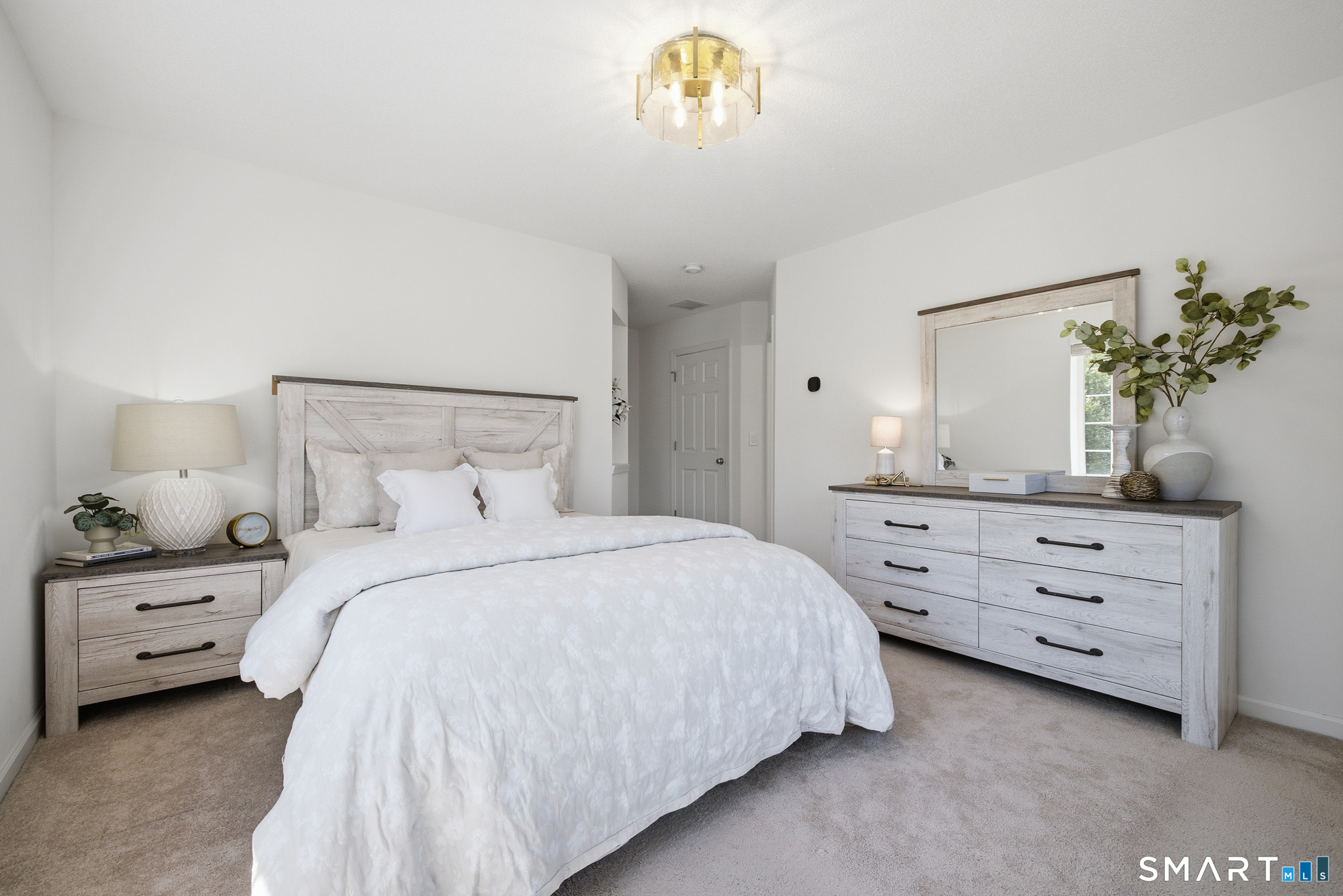 42 Lexie Lane South Windsor CT 06074