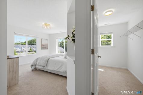 42 Lexie Lane South Windsor CT 06074