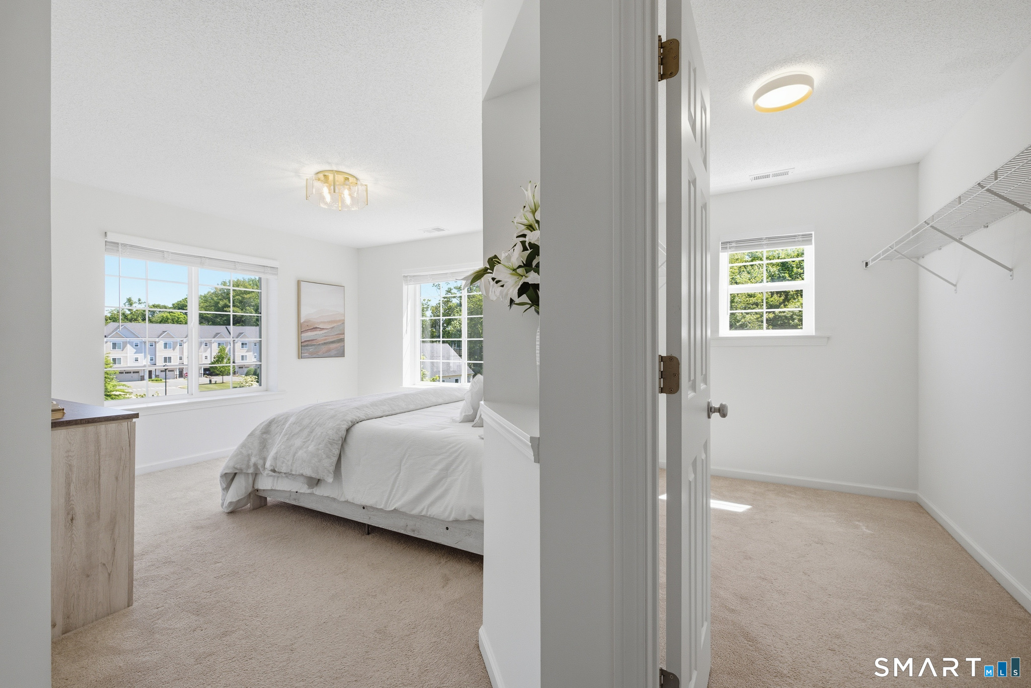 42 Lexie Lane South Windsor CT 06074