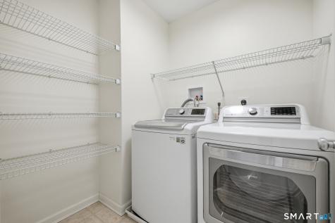 42 Lexie Lane South Windsor CT 06074