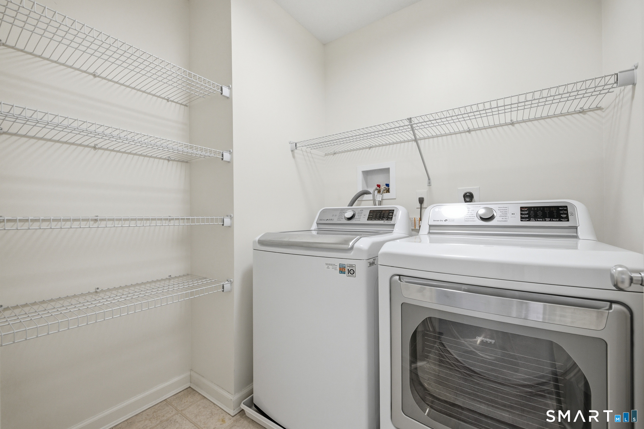 42 Lexie Lane South Windsor CT 06074