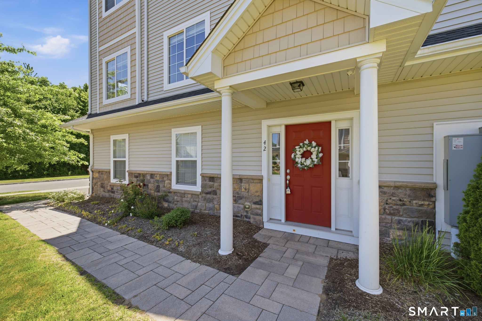 42 Lexie Lane South Windsor CT 06074