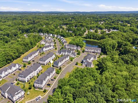 42 Lexie Lane South Windsor CT 06074